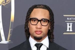 NFLオフェンス新人王