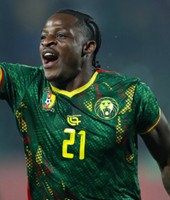 カール・エッタ・エヨン